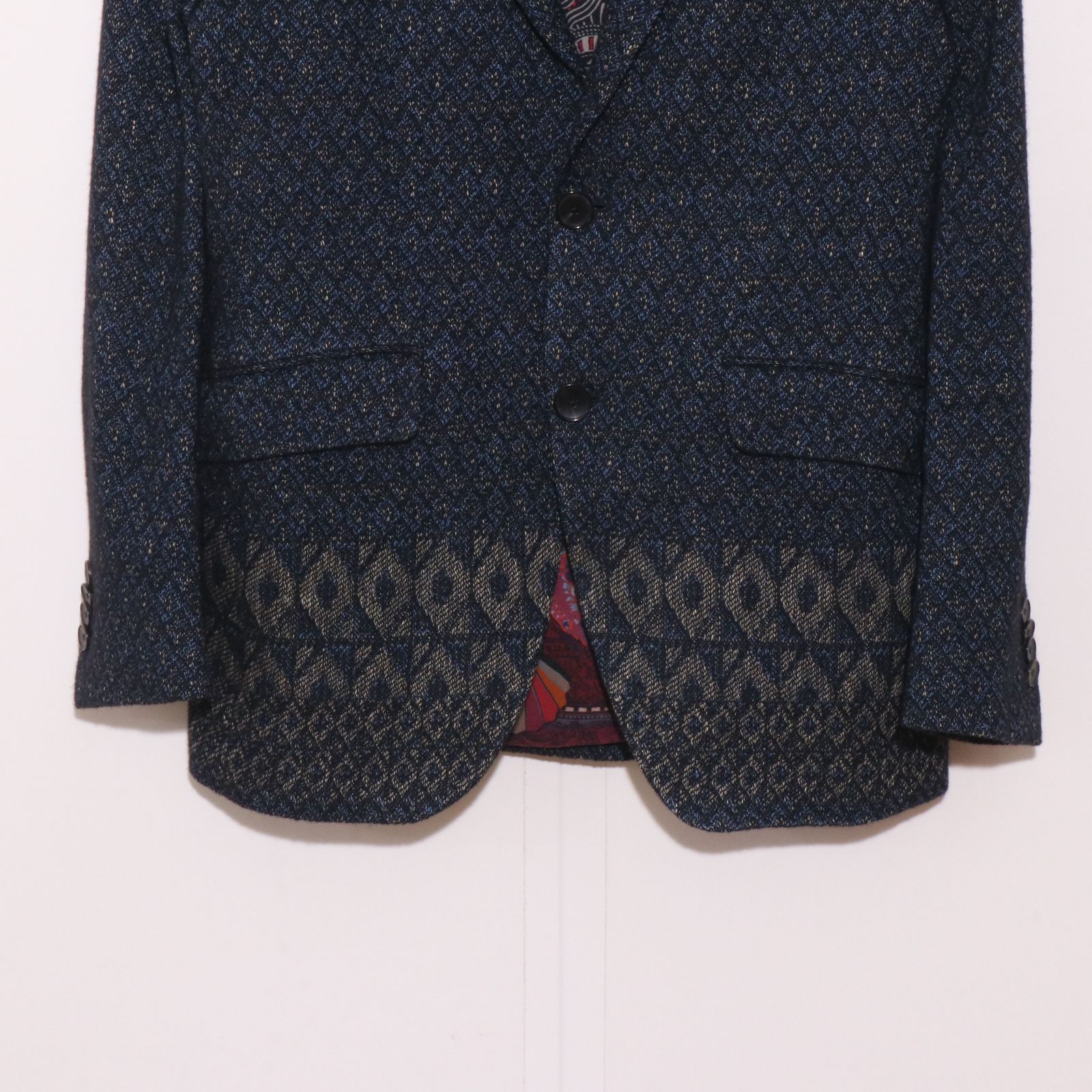 美品 ETRO アウター ジャケット 織柄 裾切替 テーラード ポケット付き 美品 ETRO アウター 織柄 裾切替 テーラード ポケット付き 二つボタン