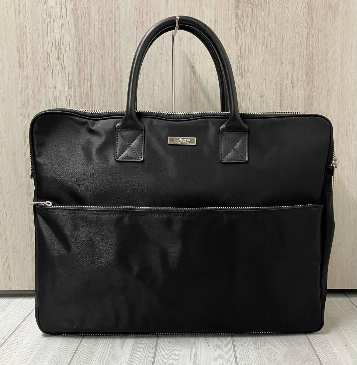 バーバリー ビジネスバッグ ブリーフケース ノバチェック BURBERRY 黒