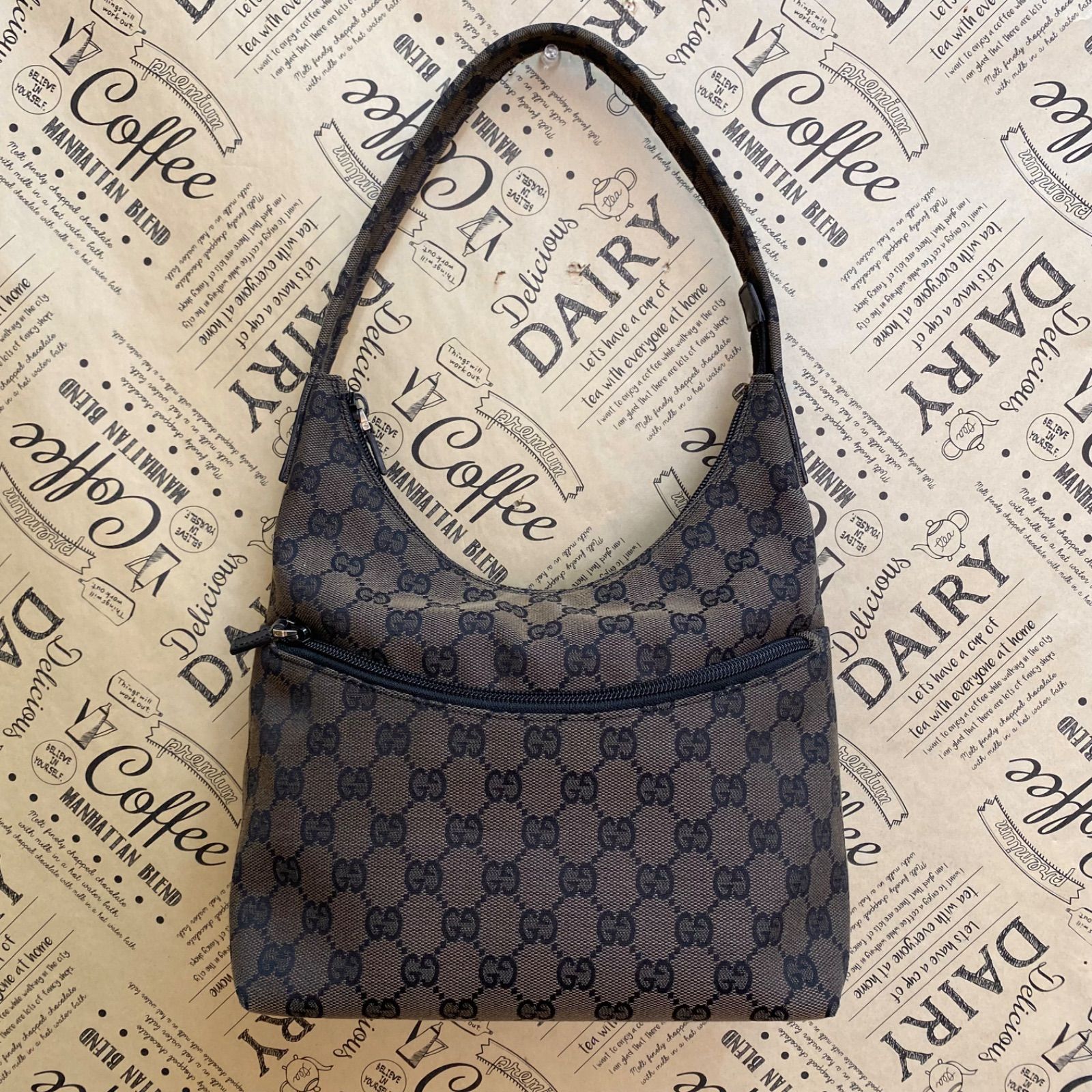 グッチ　gucci　キャンバストートバッグ　GG柄　ワンショルダー　ハンドバッグ グッチ GG柄 ワンショルダー トート バッグ キャンバス GA288 - メルカリ