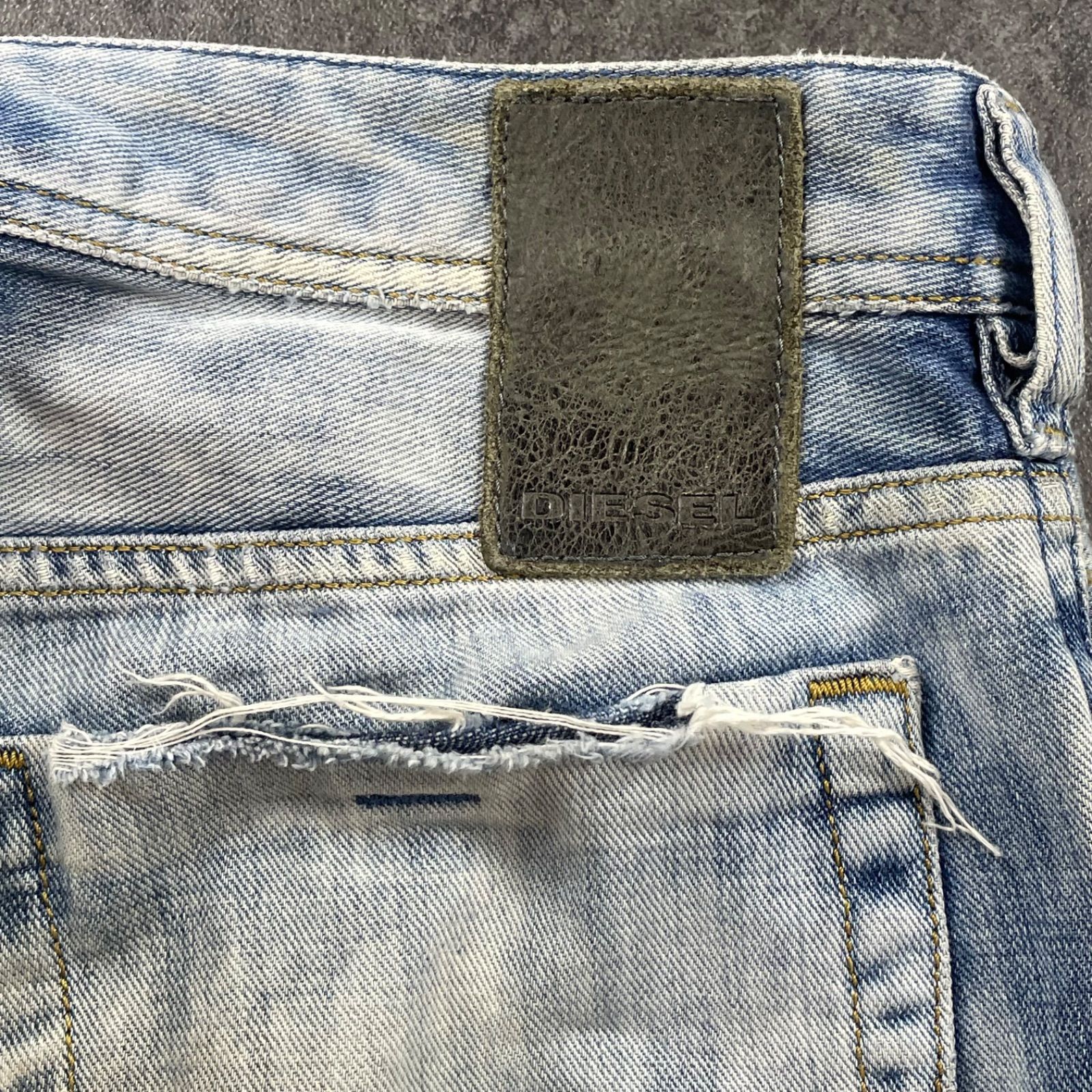 イタリア製 DIESEL ZATINY Blue Eyecons 2012/1 Edition REGULAR