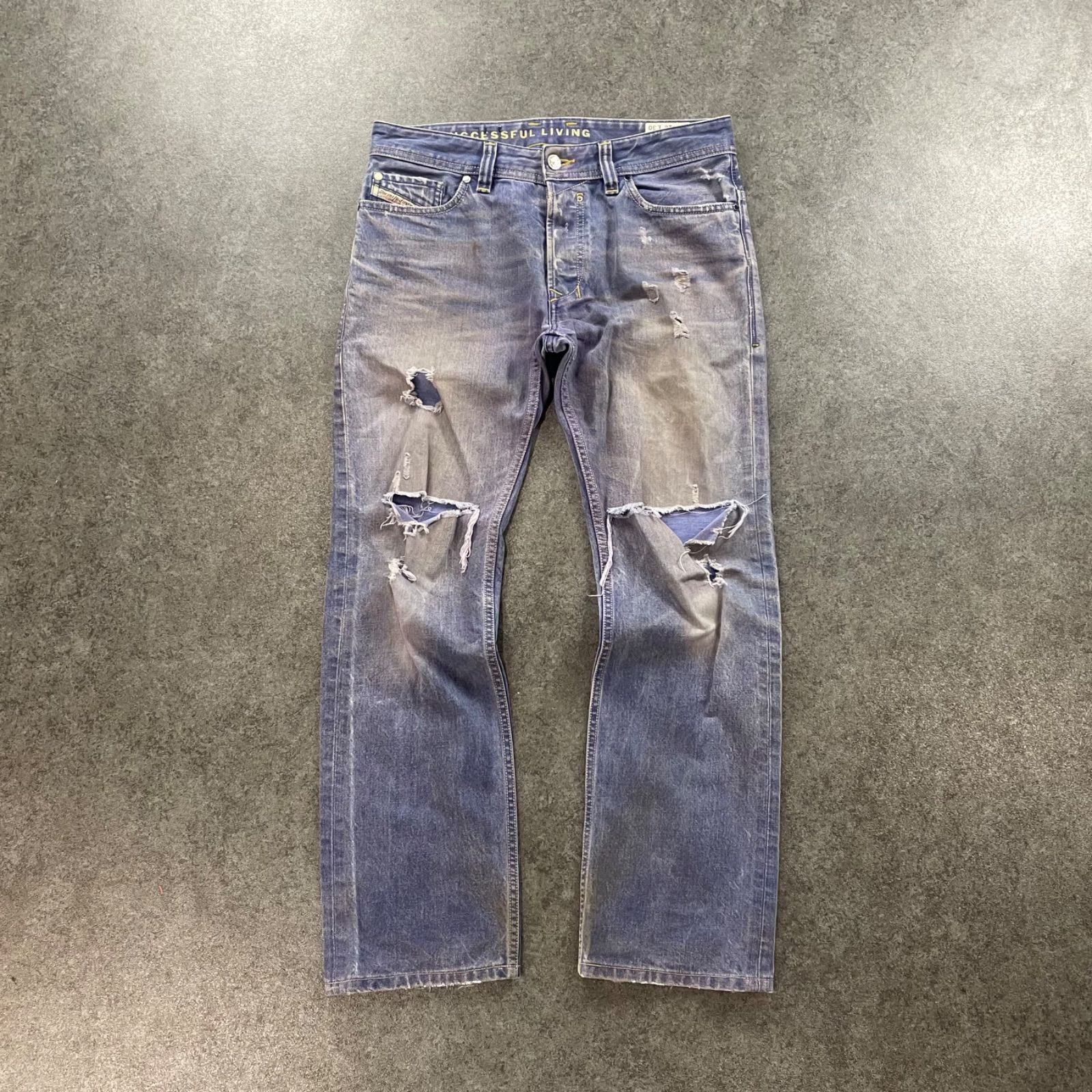 イタリア製 DIESEL SAFADO REGULAR SLIM-STRAIGHT ディーゼル デニム 