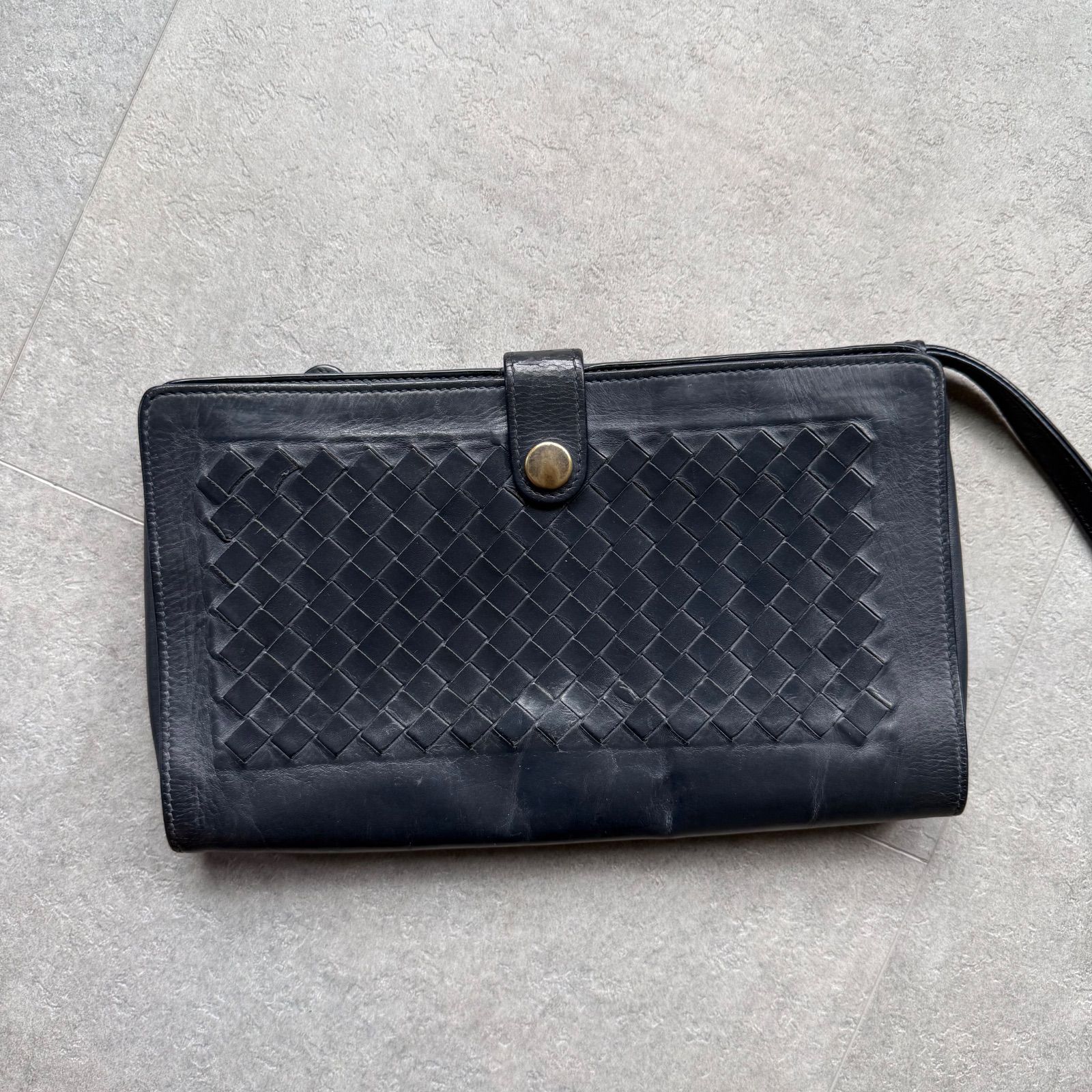 BOTTEGA VENETA ボッテガヴェネタ イントレチャート レザー クラッチ 