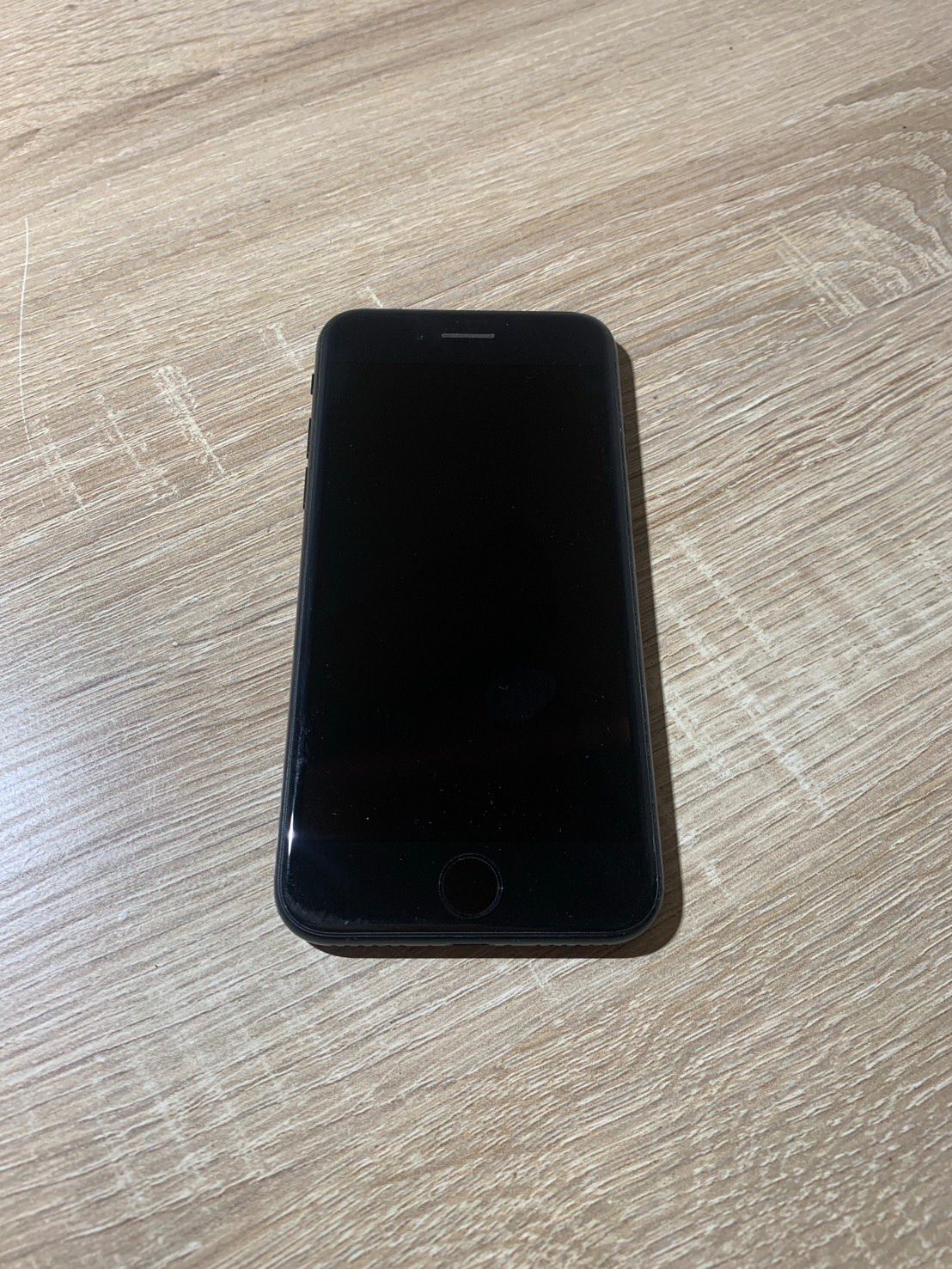 9035 iPhone SE3 第3世代 128GB ミッドナイト 動作確認済み 背面ヒビ