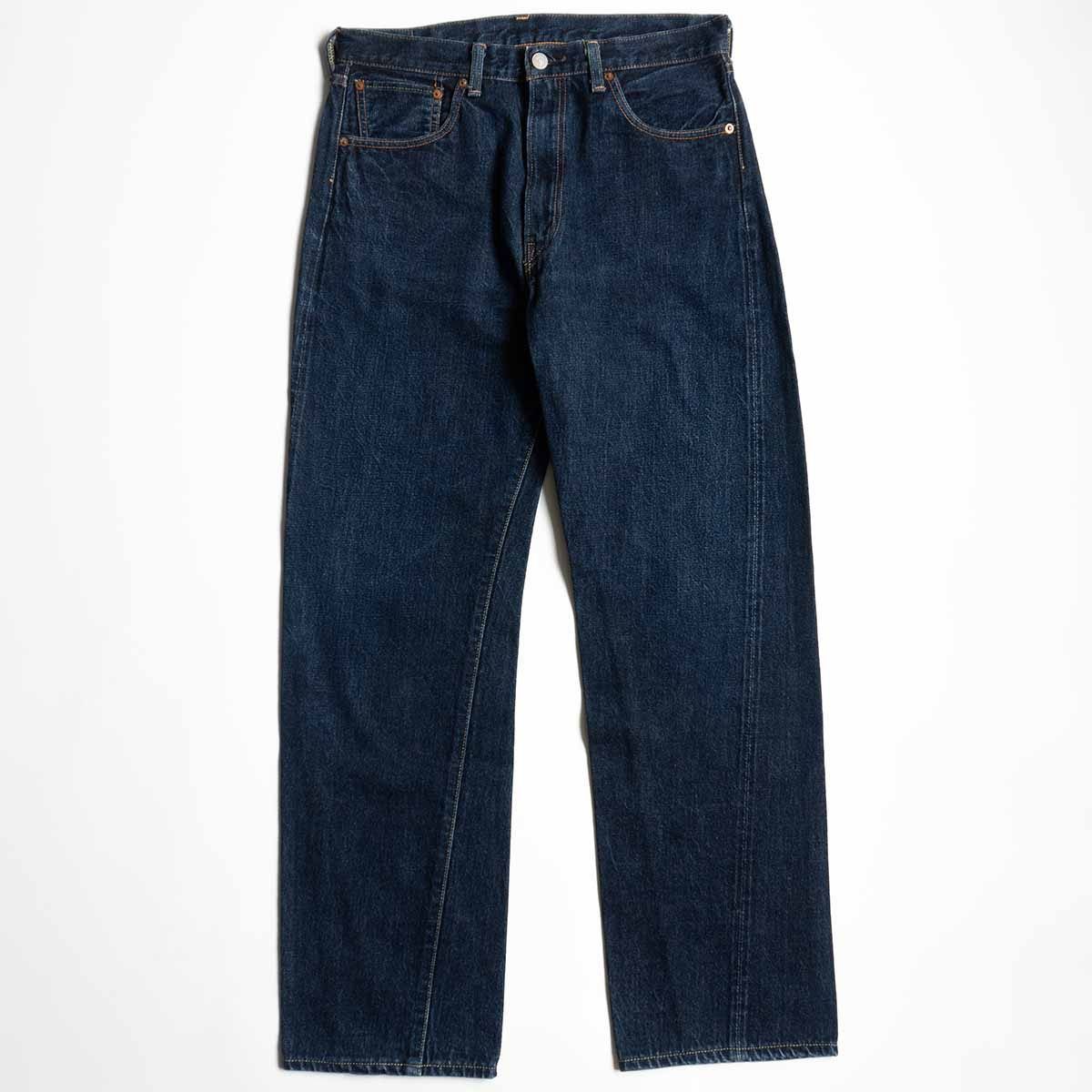 美品】 LEVI