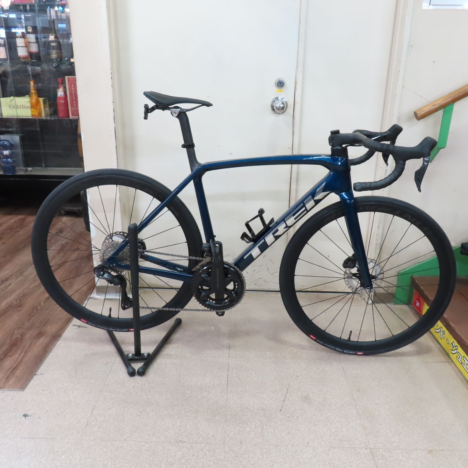 TREK EMONDA SL7 フレームセットサイズ54 ハンドル&サドル付属