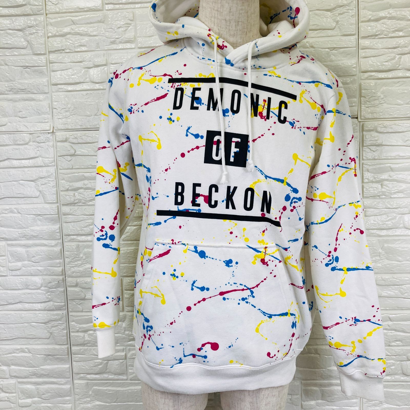 https://assets.mercari-shops-static.com/-/large/plain/2JNYN7gWNN7QXXfAFiVTcP.jpg@jpg