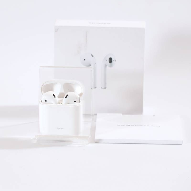 Apple AirPods 第2世代 PV7N2J/A ワイヤレスイヤホン 充電ケース付 