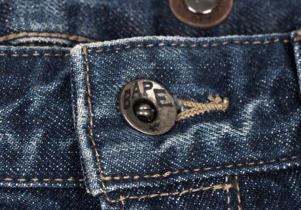 アベイシングエイプA BATHING APE バックポケット刺繍デザインシンチ