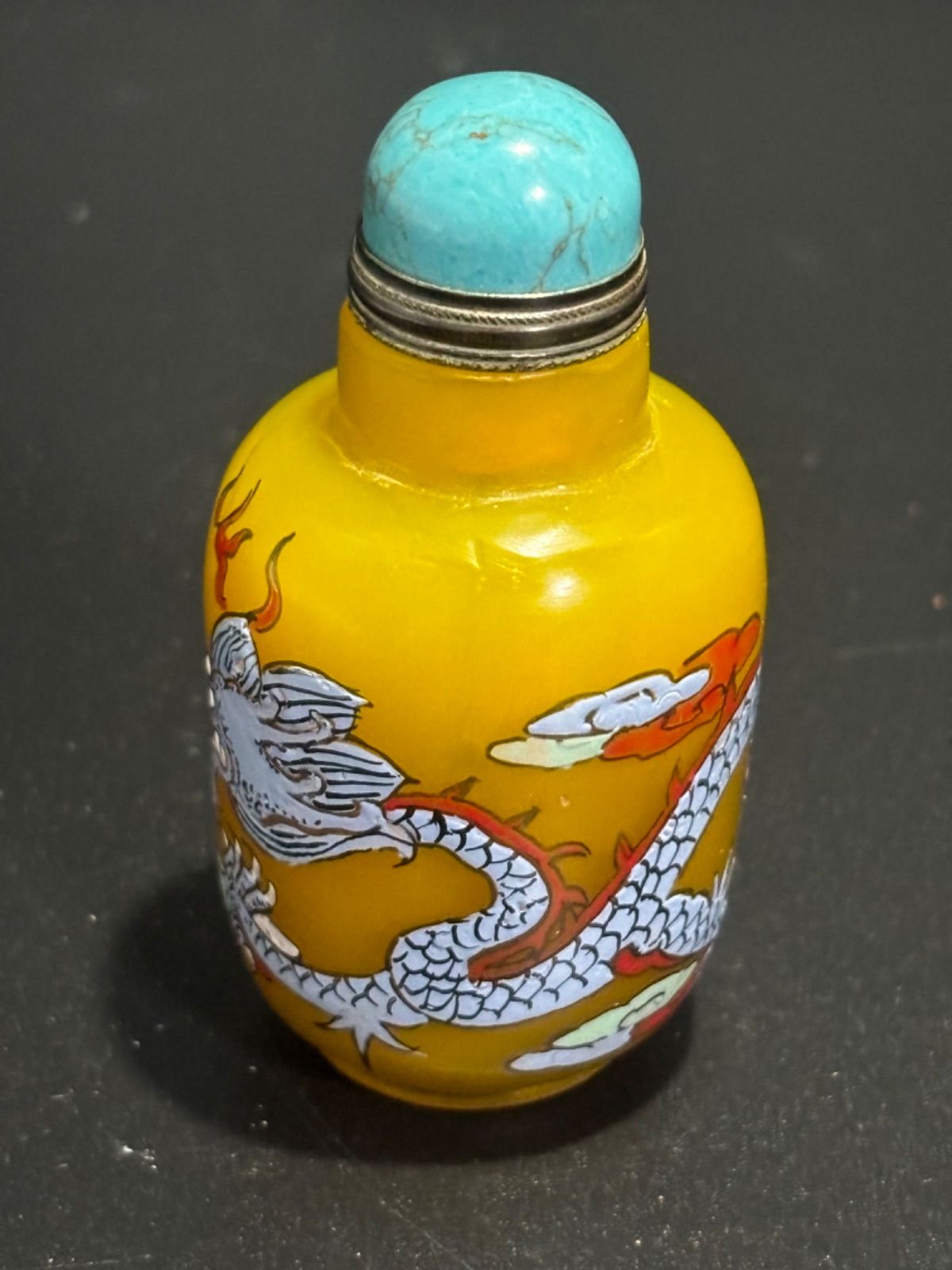 中国骨董品　文玩　文化財　翡翠煙斗　古賞物　古美品　古美術品　551 中国骨董品の翡翠の買取と鑑定・査定、オークション出品について