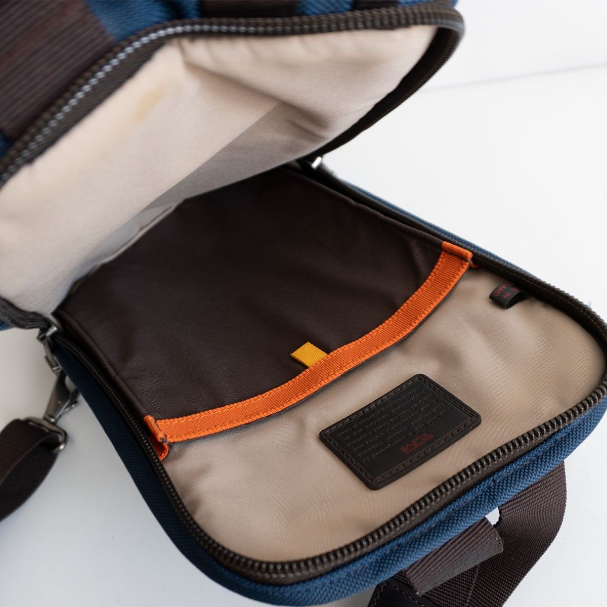 定番】TUMI トゥミ 【69318BTO ミニ ボディバッグ】 トゥミ ショルダー 