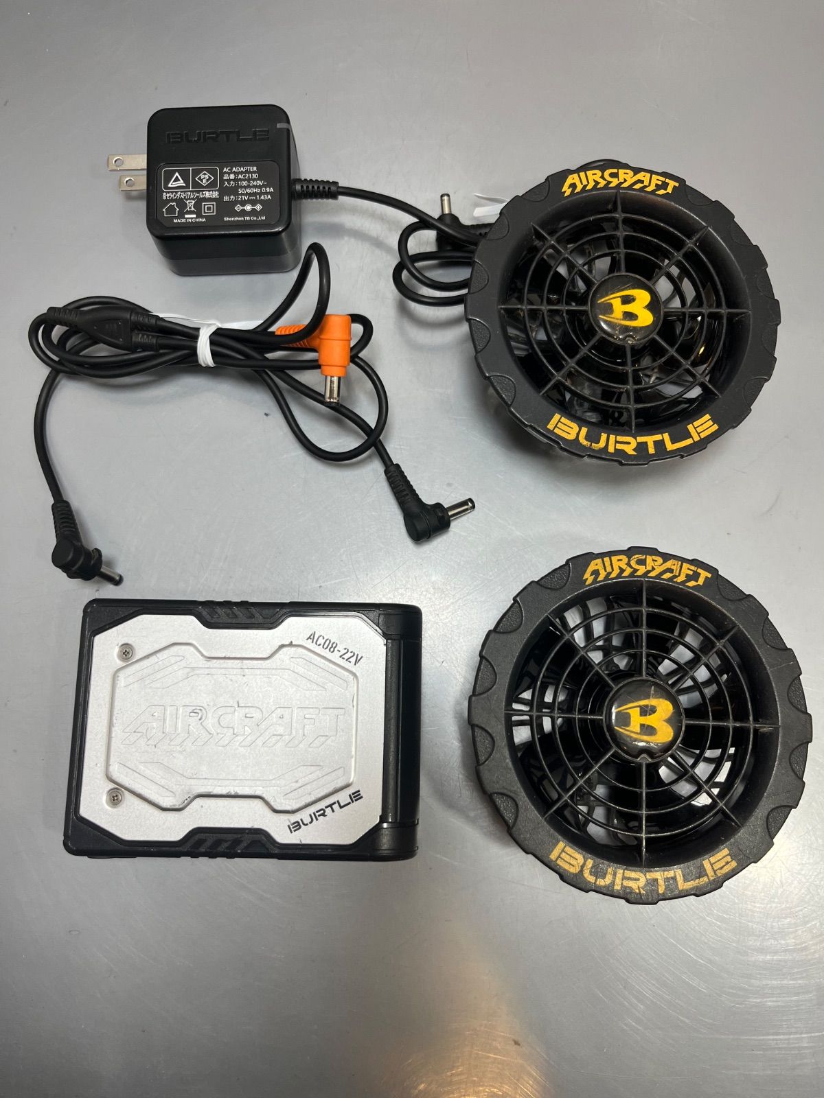 BURTLE AIRCRAFT AC08-22V 空調服用のバッテリーとファン セット 