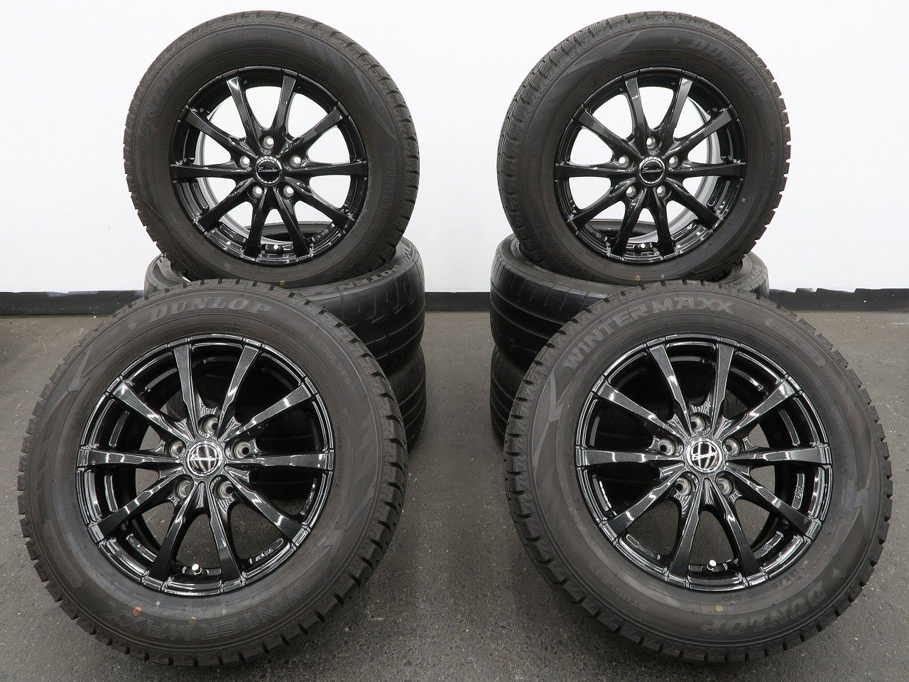 ノア ヴォクシー エスクァイア 等に 4本 社外 15インチ 6J +50 5H 