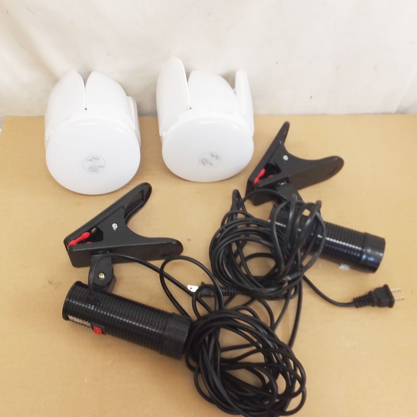 R960【特価】屋内用クリップランプソケット「LED-L60W-ST（ルナ6300）」矢田電気　2個セット　おまけ付き　/5