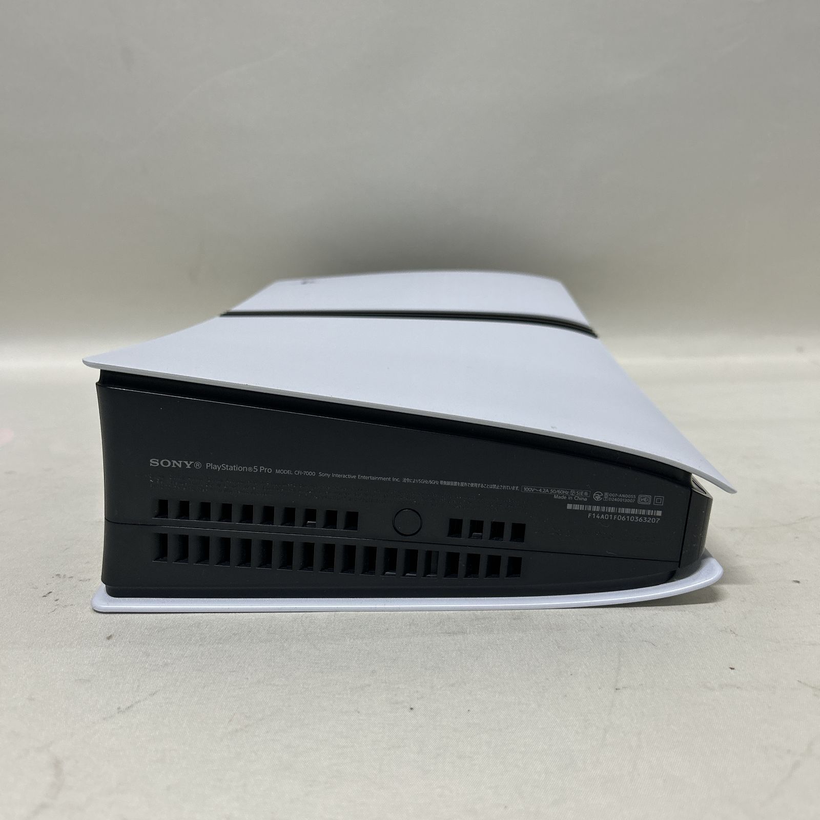 浜館35-942] PlayStation5 Pro PS5 CFI-7000 B01 2TB ※ディスク 