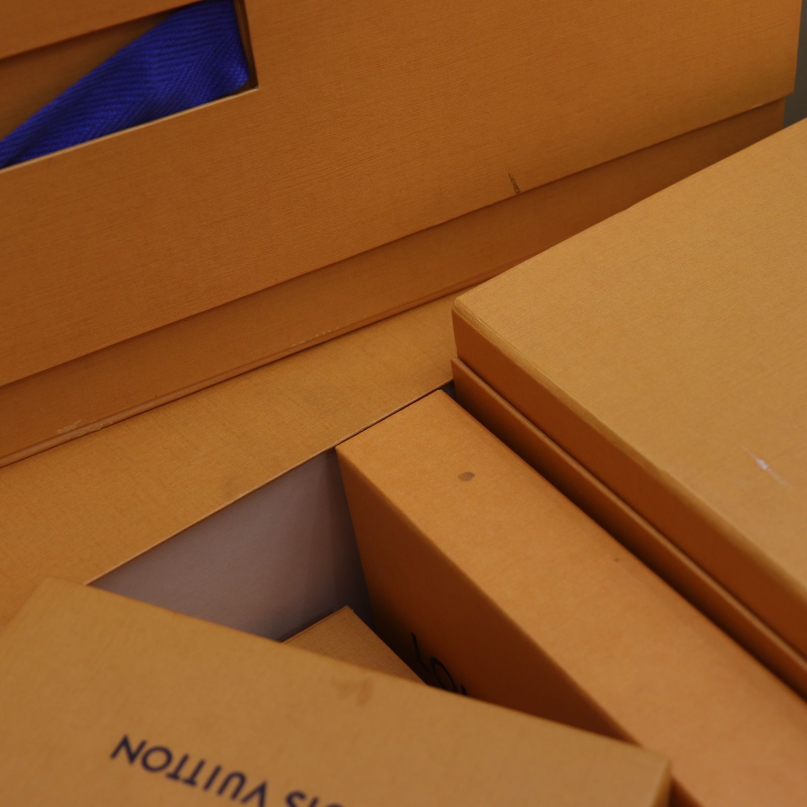 ITIJQANWBG4U LOUIS VUITTON ルイヴィトン BOX 空き箱 ショッパー 紙袋