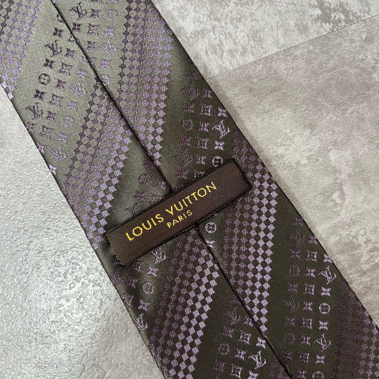 箱付き】LOUIS VUITTON ルイヴィトン ロゴ入りモノグラムストライプ 