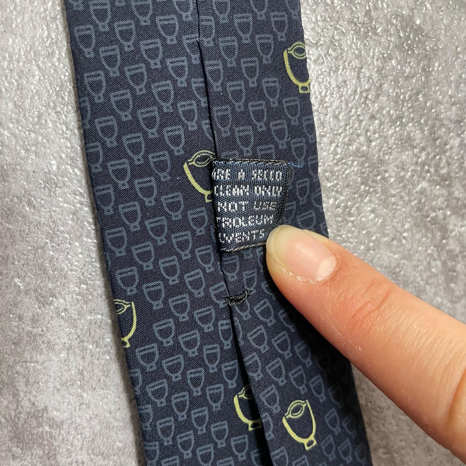 GUCCI】グッチ ロゴ入り小紋柄ネクタイ シルク100% メンズ イタリア製