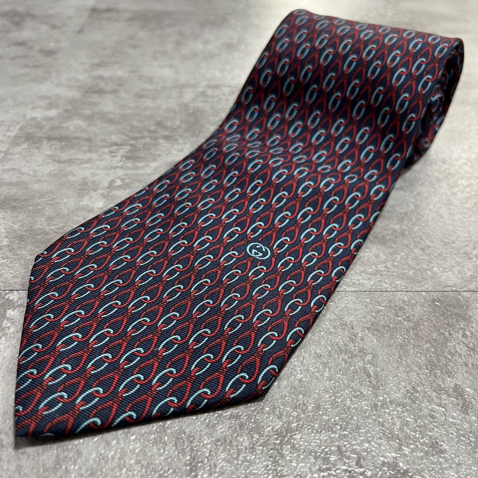GUCCI】グッチ ロゴ入り総柄ネクタイ シルク100% メンズ イタリア製 