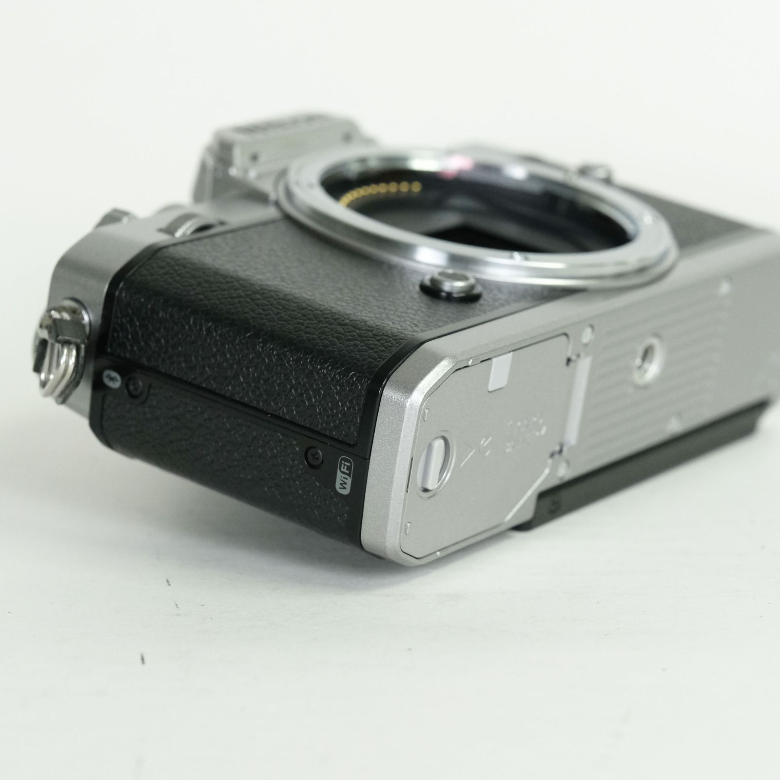 美品 | シャッター数788回] Nikon Z fc [ボディ シルバー] | Nikon Z