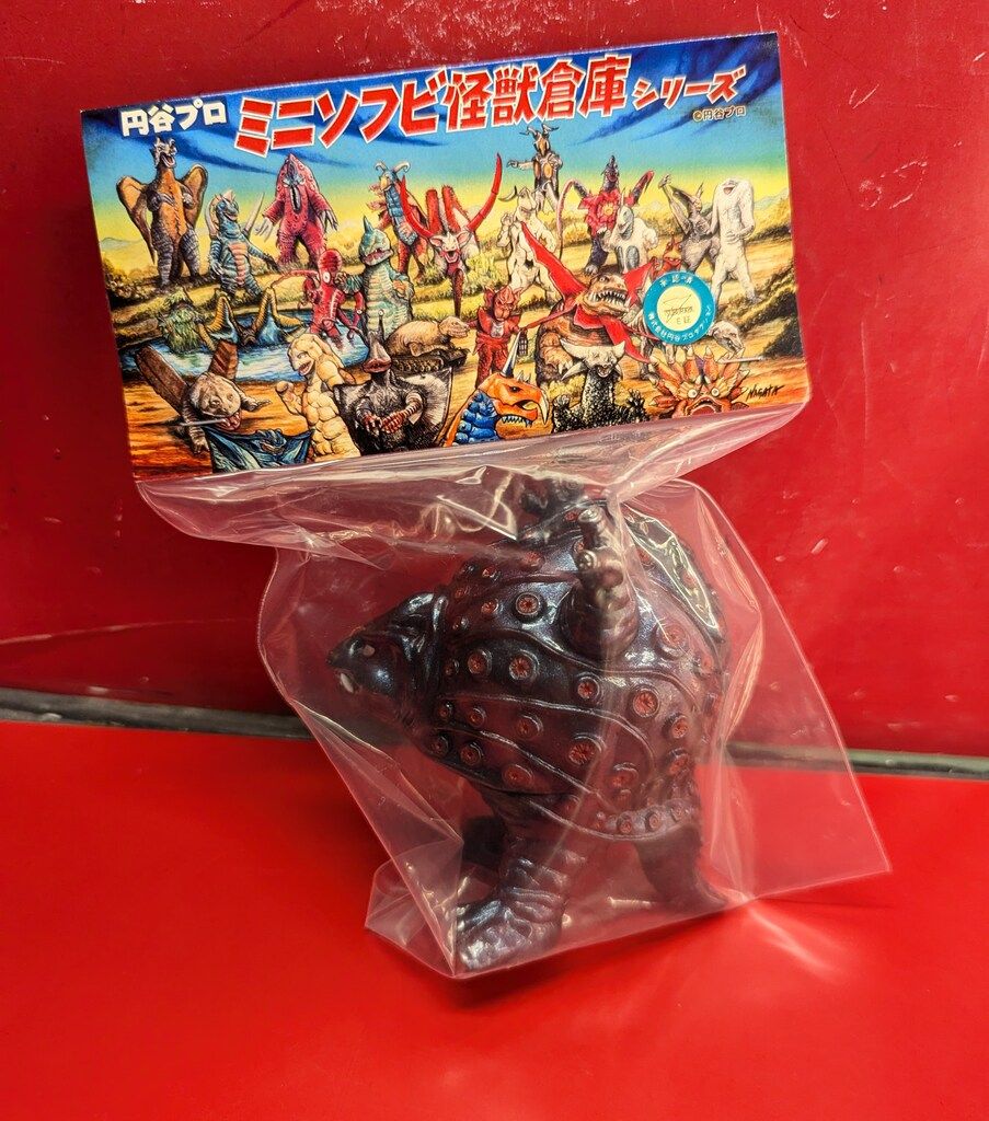 MAXTOY ミニソフビ怪獣倉庫シリーズ タッコング マジョーラ - メルカリ