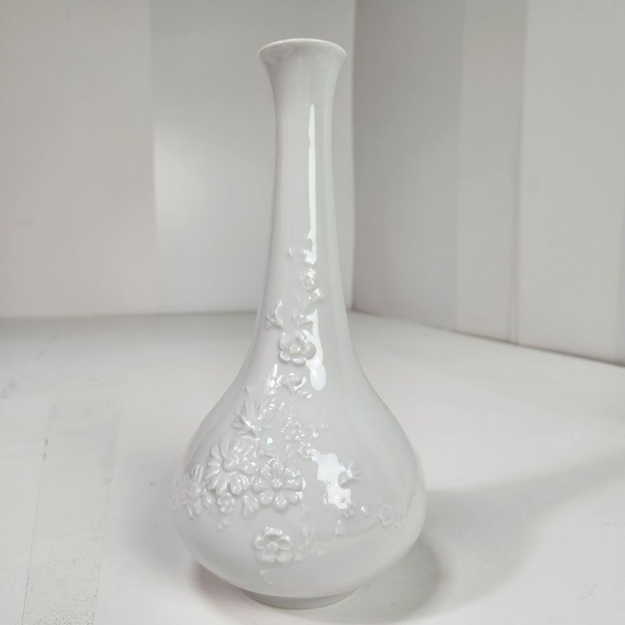 マイセン 白磁 花瓶 フラワーレリーフ ドイツ製 希少品 希少品】Meissen マイセン 白磁 花瓶 フラワーレリーフ ドイツ製