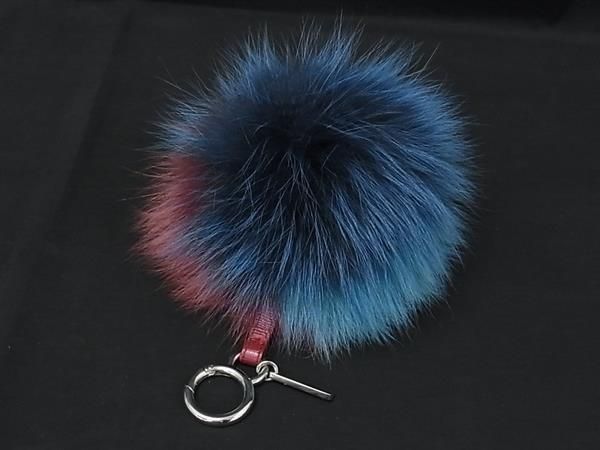 □新品同様□ FENDI フェンディ ポンポンチャーム ファー キーホルダー