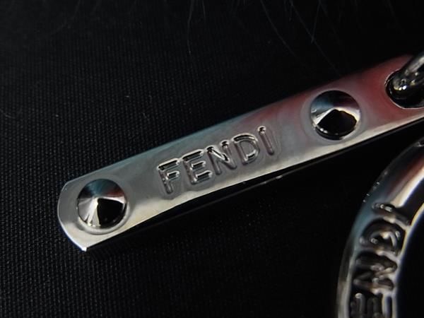 □新品同様□ FENDI フェンディ ポンポンチャーム ファー キーホルダー