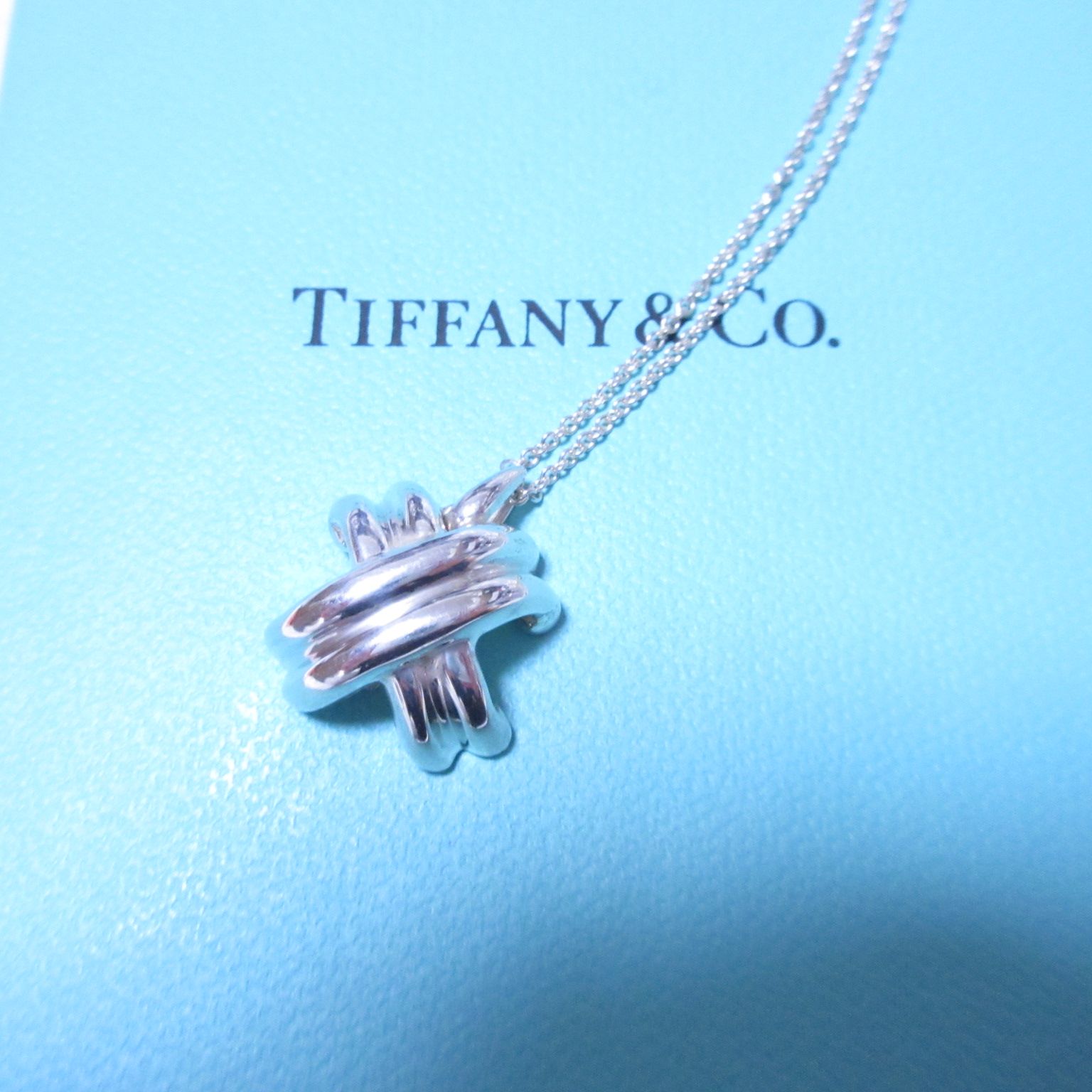 レディース 美品 Tiffany & Co. ティファニー シグネチャー クロス 