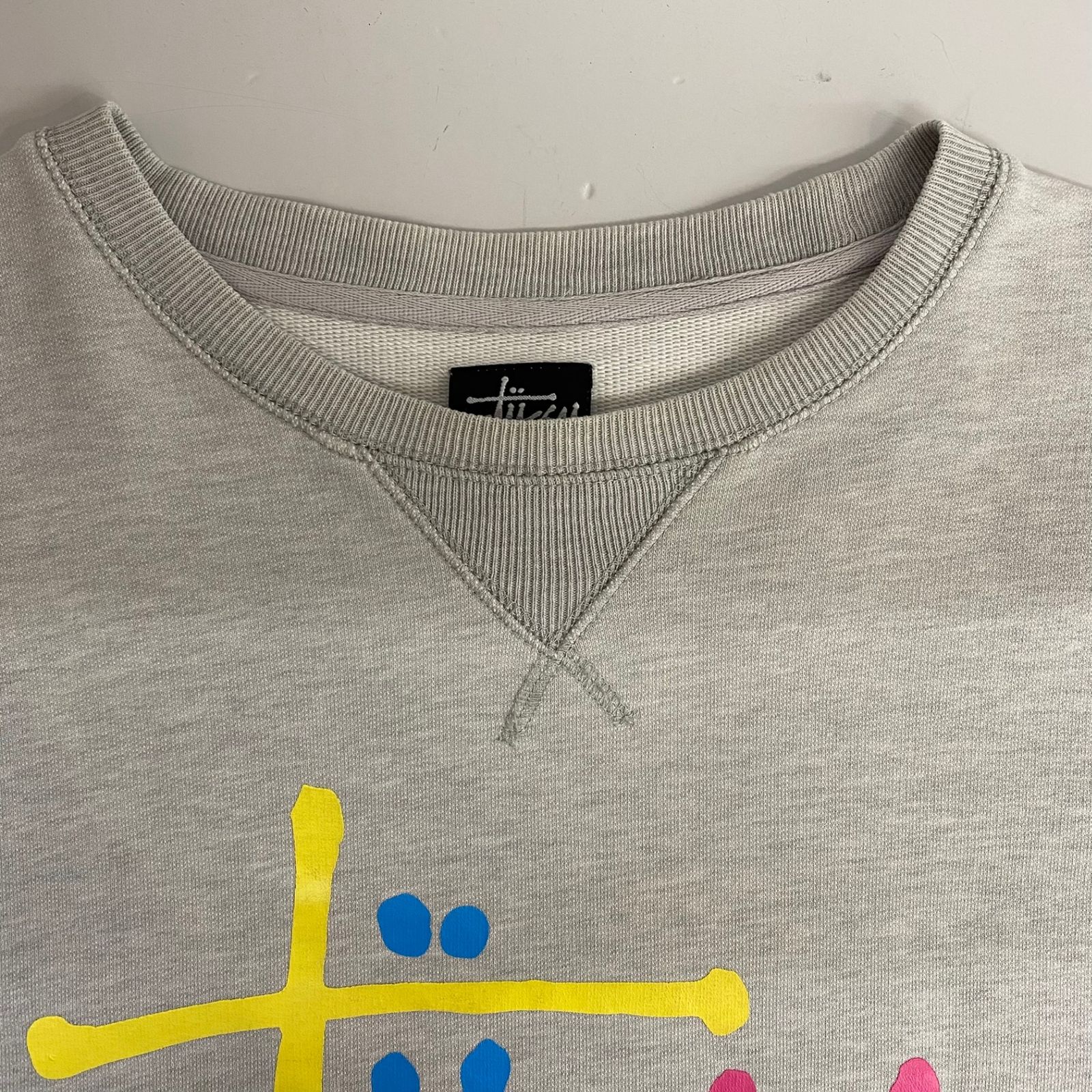 ステューシー STUSSY ショーンフォント カラフルプリント スウェット 