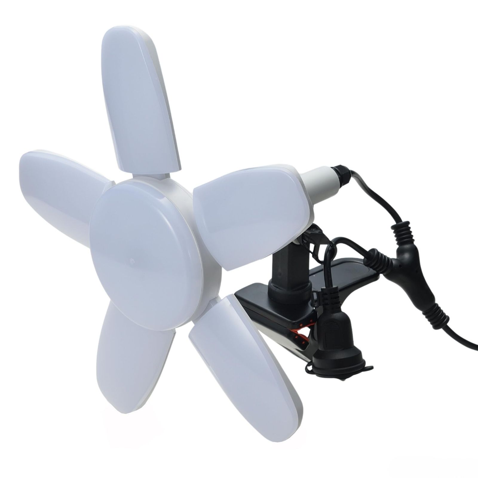 新品 髙儀(Takagi) EARTH MAN 防雨型 LED クリップライト SAKUTO 60W CLT-60SLA 防雨型連結コンセント付き 屋外でも使える防雨型 防水等級 IPX4 屋外・室外用 開閉で照射範囲が変わる 照明 作業灯 投光器 作業用ライ