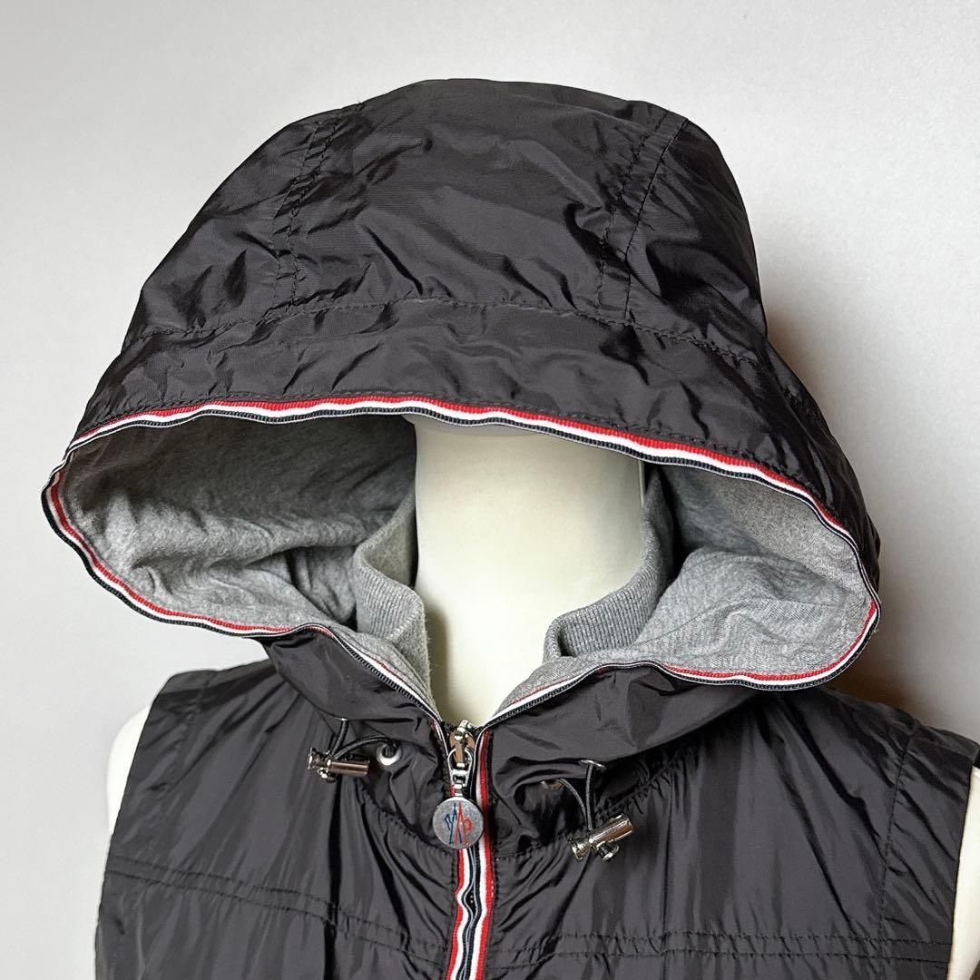 MONCLER / DENEB ナイロンベスト 0 ブラック レディース MONCLER / DENEB ナイロンベスト 0 ブラック レディース - メルカリ