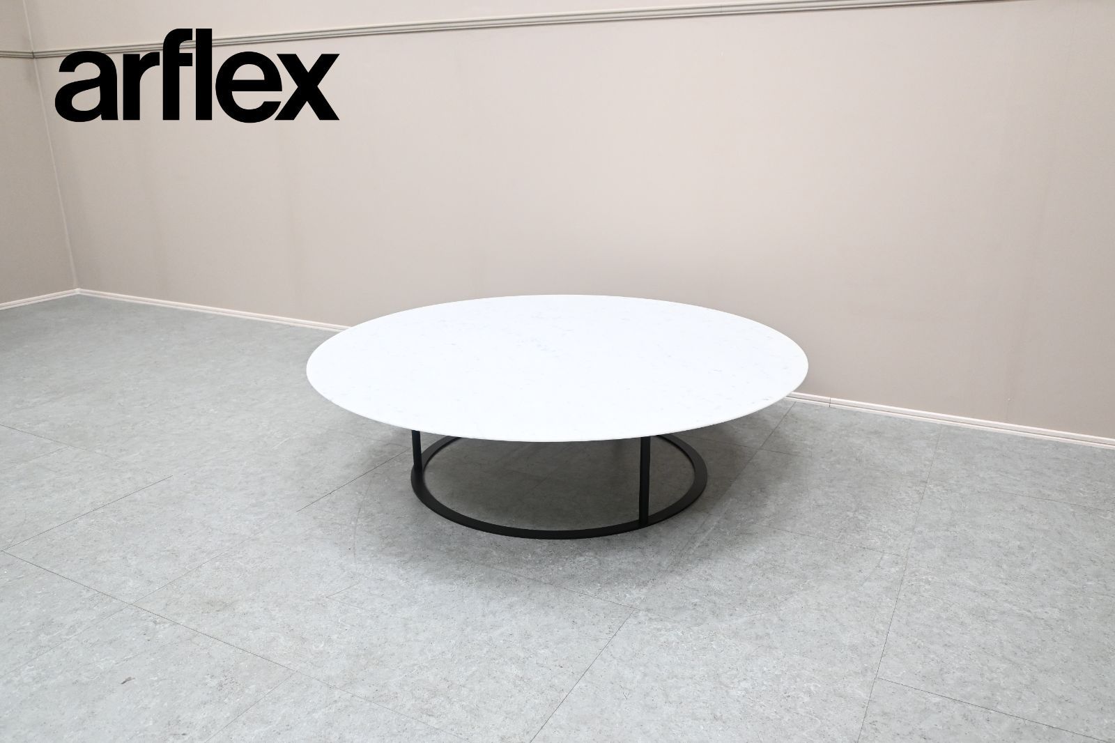 arflex ウビ 大理石テーブル 【公式通販】