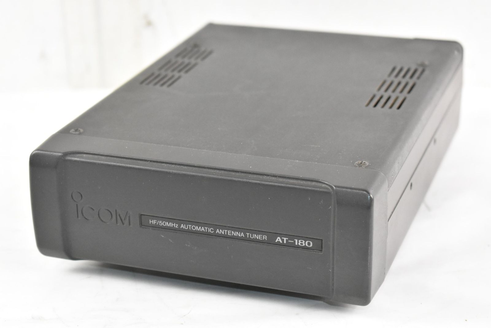 現状品 アイコム アンテナチューナー AT-180 アマチュア無線 ICOM ITRCKMHCLF7U-T18-byebye