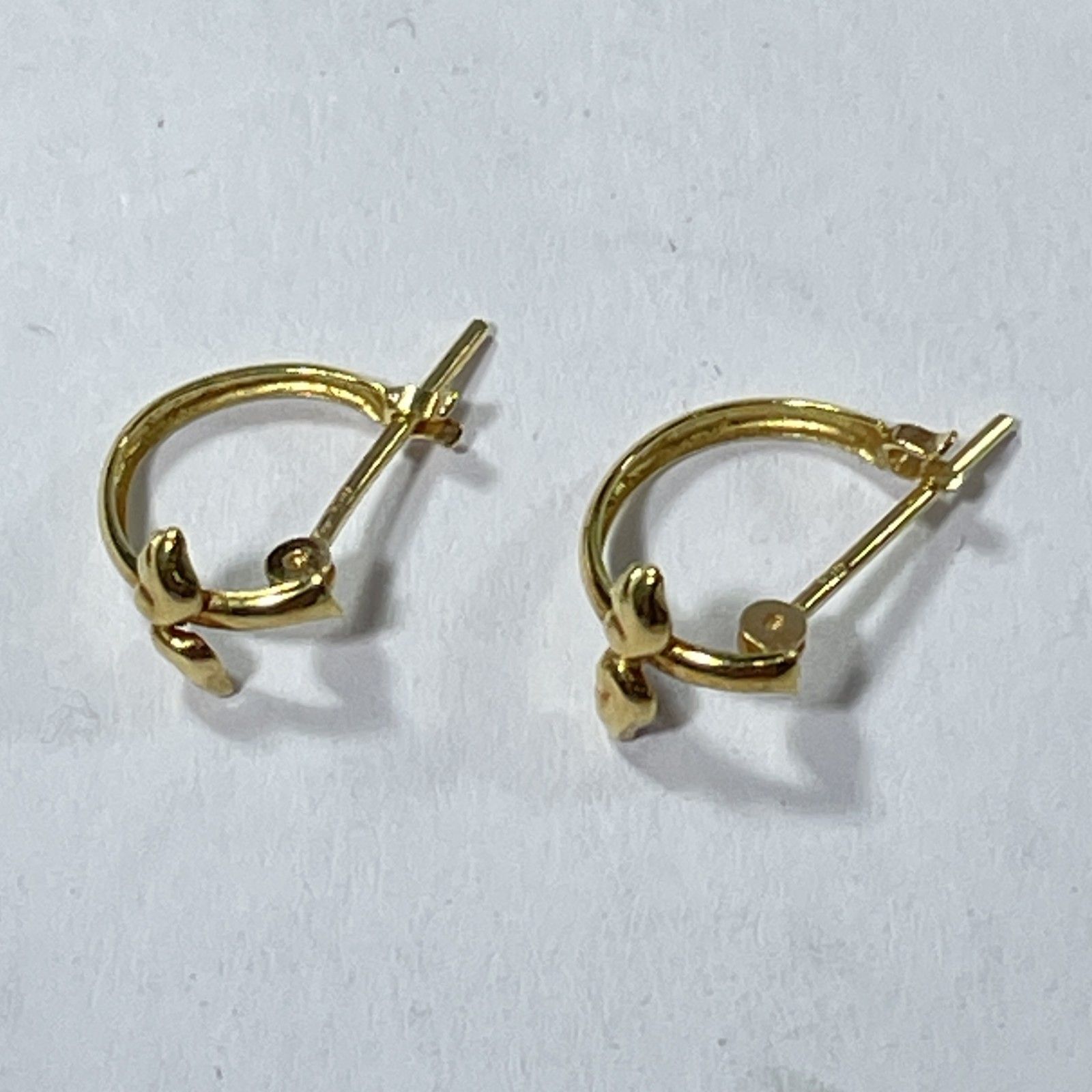 ☆ K18刻印 18金 イエローゴールド フープピアス 天使の羽 両耳ピアス 