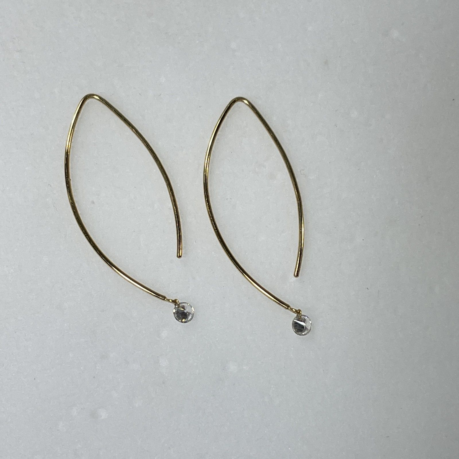 ☆ Au750刻印 18金 K18 イエローゴールド ベアリーフ ピアス ダイヤ D 