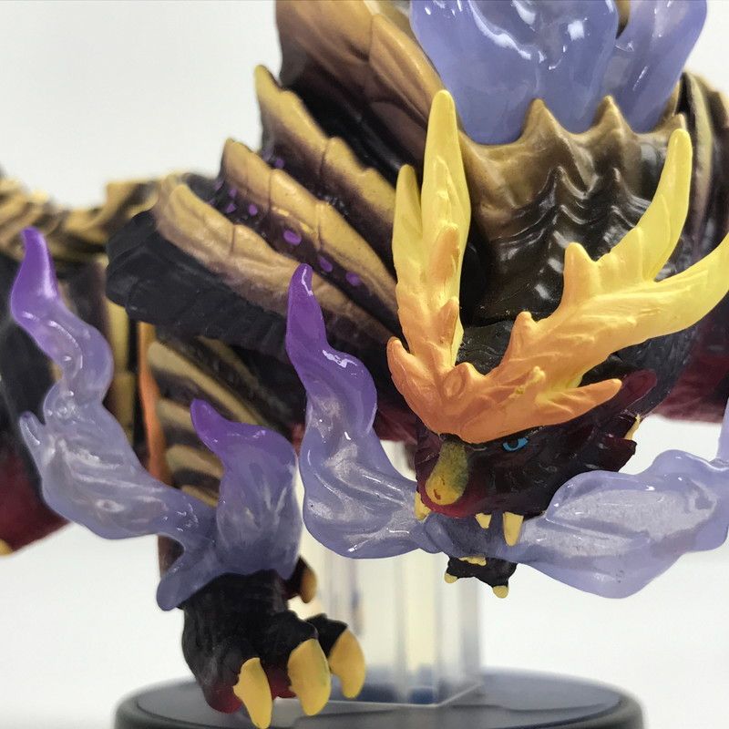 中古美品】 amiibo アミーボ 本体のみ マガイマガド