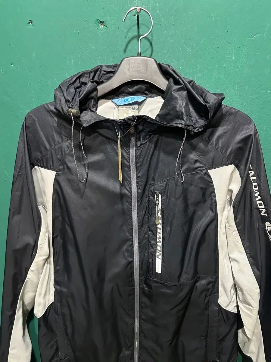 SALOMON サロモン ウィンドブレーカー M 【公式通販】