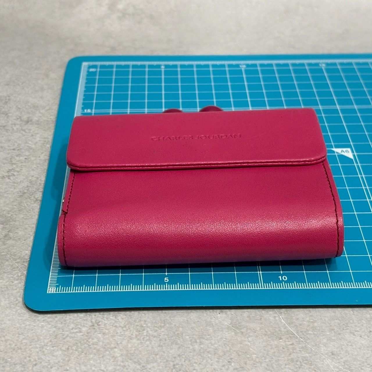 CHARLES JOURDAN シャルルジョルダン がま口 三つ折り財布 レザー