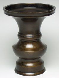 新品 京仏壇はやし 仏具 花立 色付 4.5寸 真鍮製 ※各ご宗派でお使いいただけます