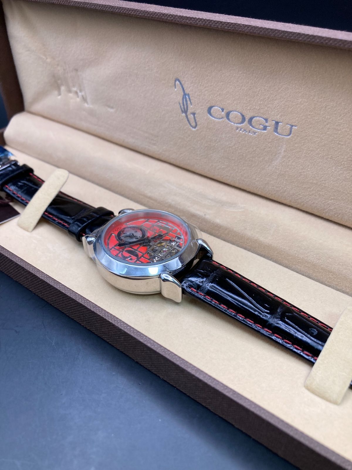 未使用・稼働品】COGU コグ 腕時計 自動巻き CDT-RD スケルトン 