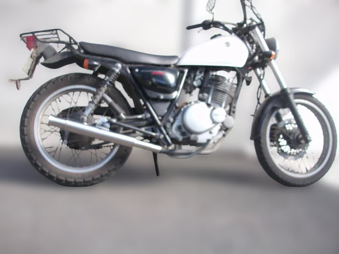 ST250専用 スリップオン マフラー ファネルタイプ新品の出品です。 格安，本物保証】 ST250専用 スリップオン マフラー RS.ヨコタ製