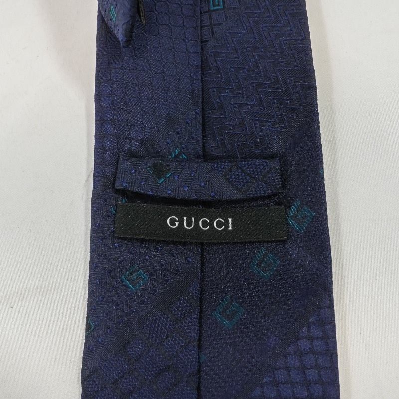 美品 GUCCI グッチ ネクタイ GG柄 シルク100% ネイビー 紺 ブルー 総柄