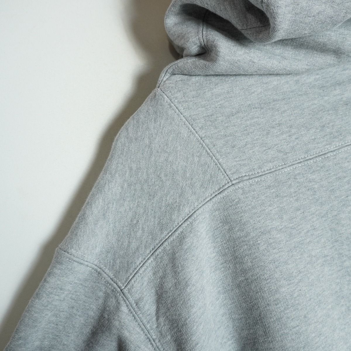 美品 国内正規22AW HED MAYNER ヘドメイナー WIDE COLLAR SWEATSHIRT 
