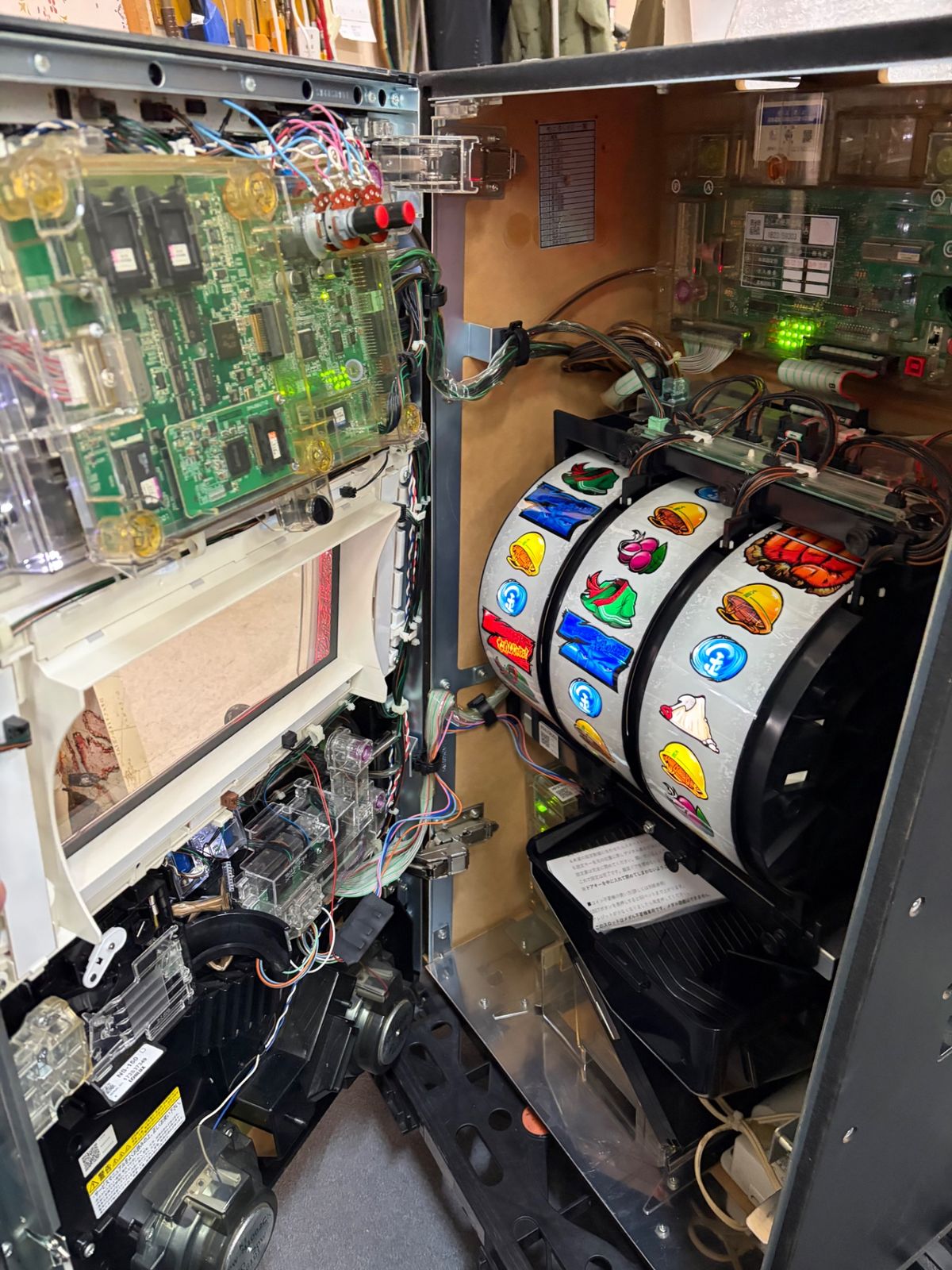 家庭用パチスロ》サラリーマン金太郎 出世回胴編XF☆ コイン不要機