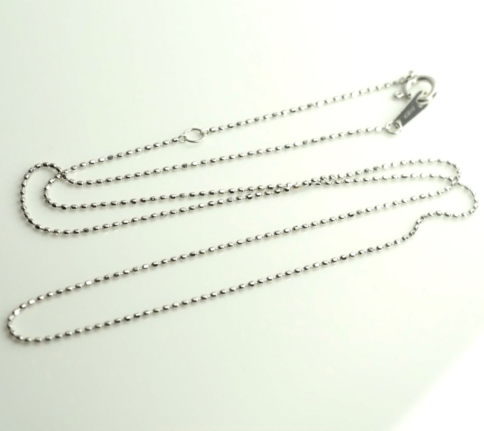 8. K18WG ボールチェーンネックレス 40cm 1.2g - メルカリ