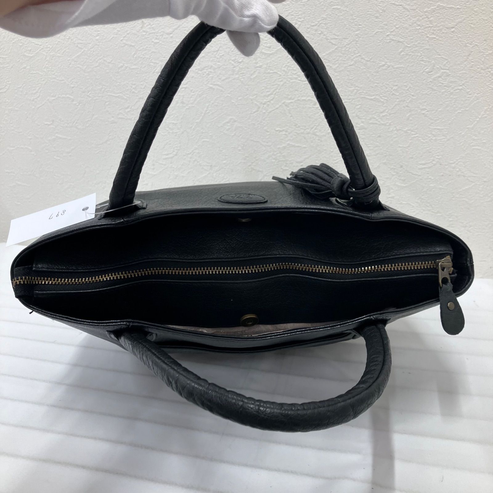 897 IBIZA イビザ イビサ ハンドバッグ ブラック 黒 レザー タッセル 