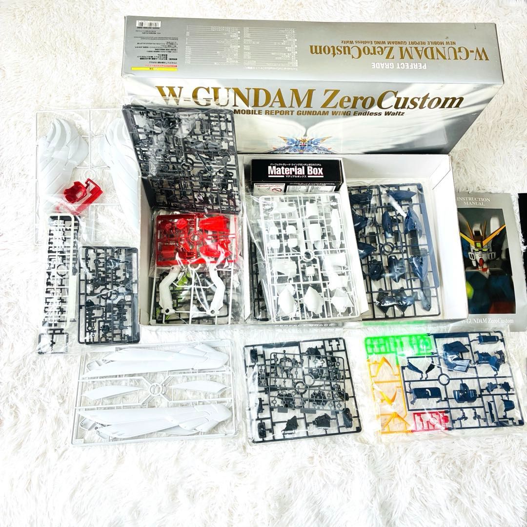 PG 1/60 ウイングガンダムゼロカスタム 新機動戦記ガンダムW 未組立