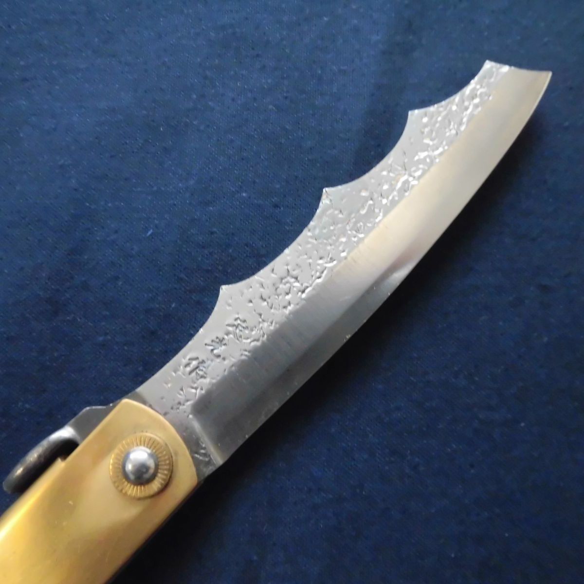  定光作 肥後守ナイフ 青紙鋼 龍の舞 特大 真鍮鞘 訳あり品 ハイキング便利グッズ ナイフ ツール アウトドア