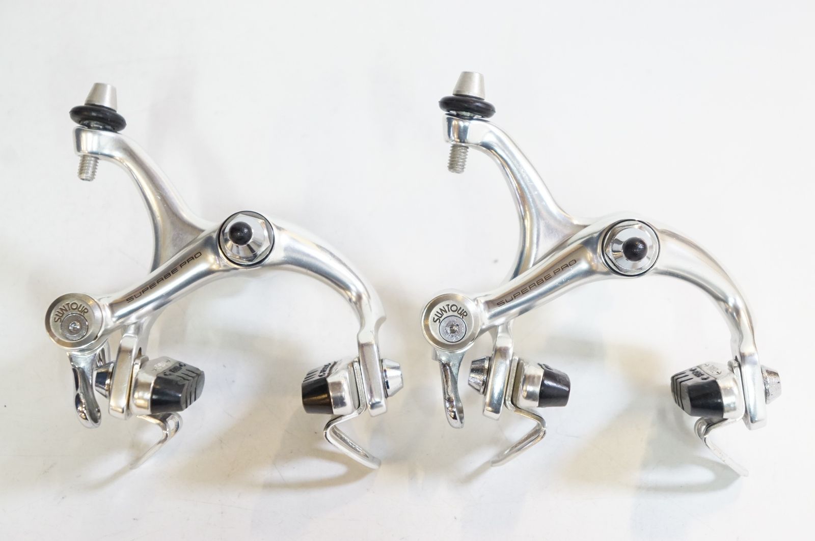 SUNTOUR 「サンツアー」 SUPERBE PRO キャリパーブレーキセット