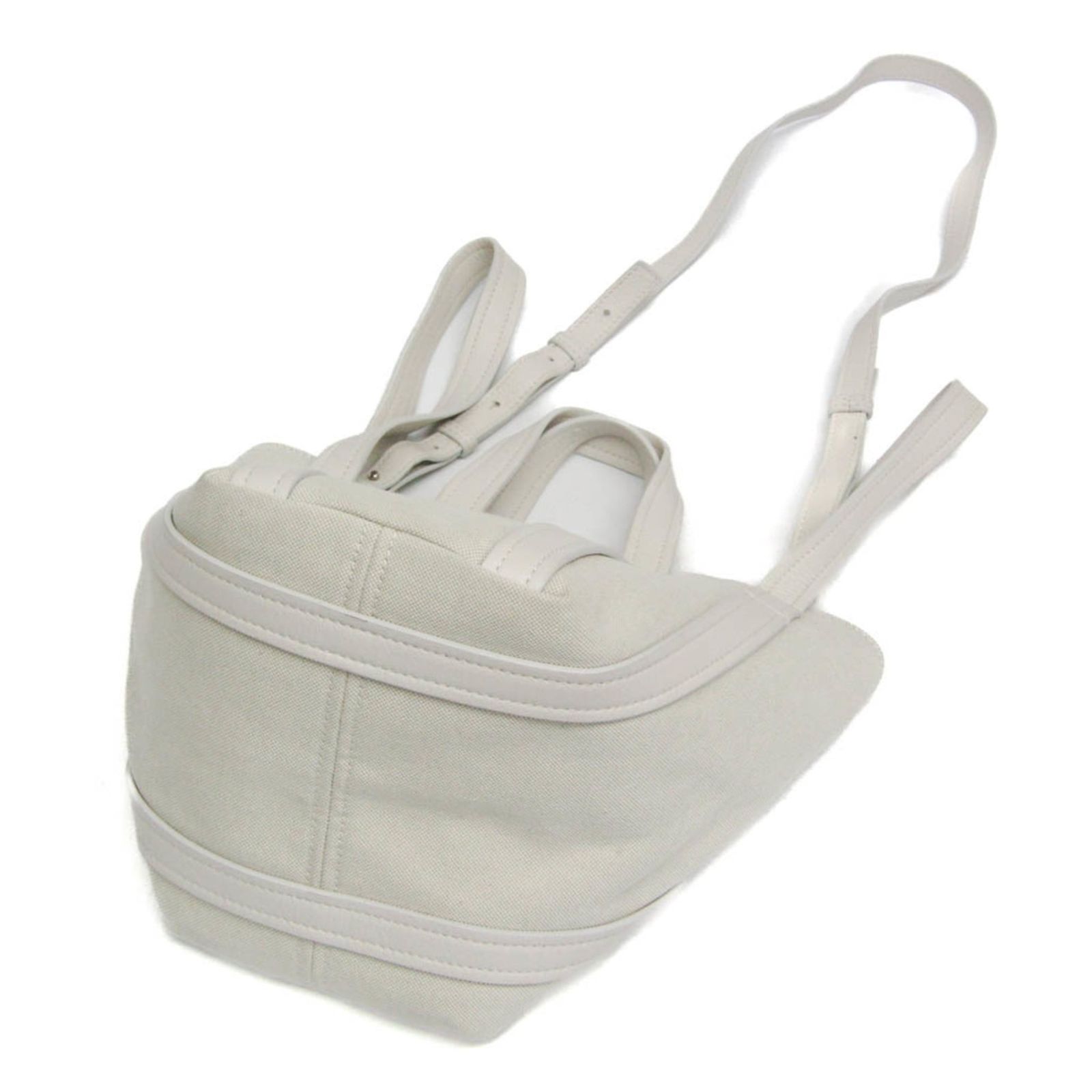 バレンシアガ(Balenciaga) エブリデイ XS ノースサウス 672793 